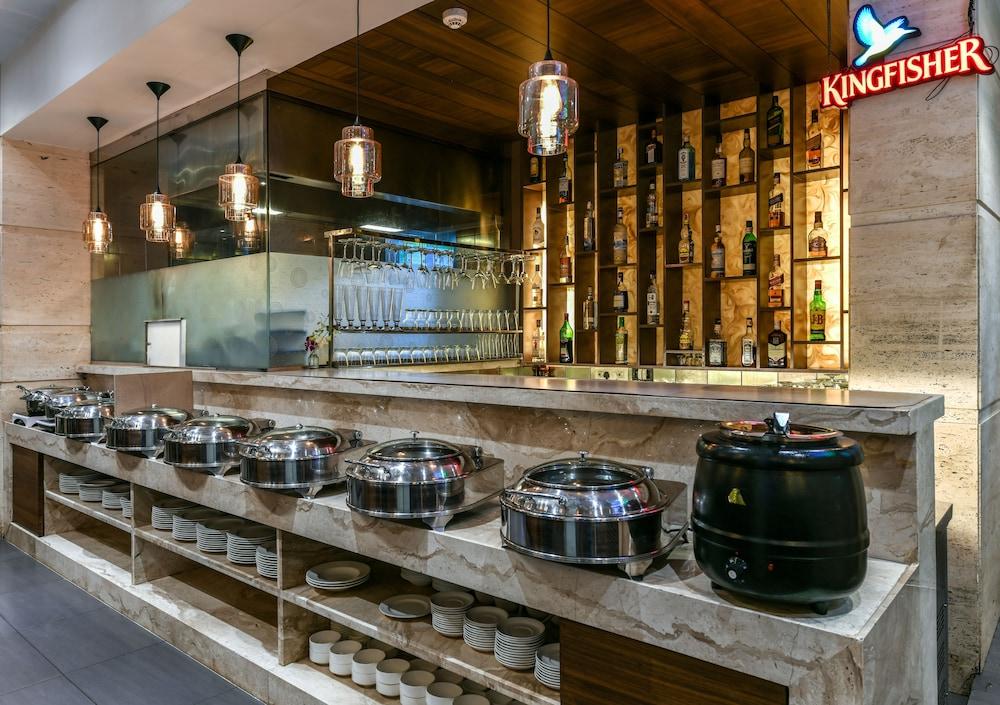 The Regale By Tunga Hotel Mumbai Ngoại thất bức ảnh