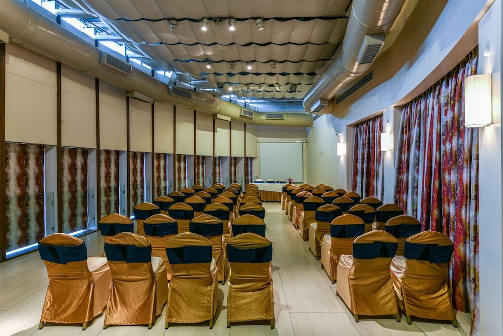 The Regale By Tunga Hotel Mumbai Ngoại thất bức ảnh