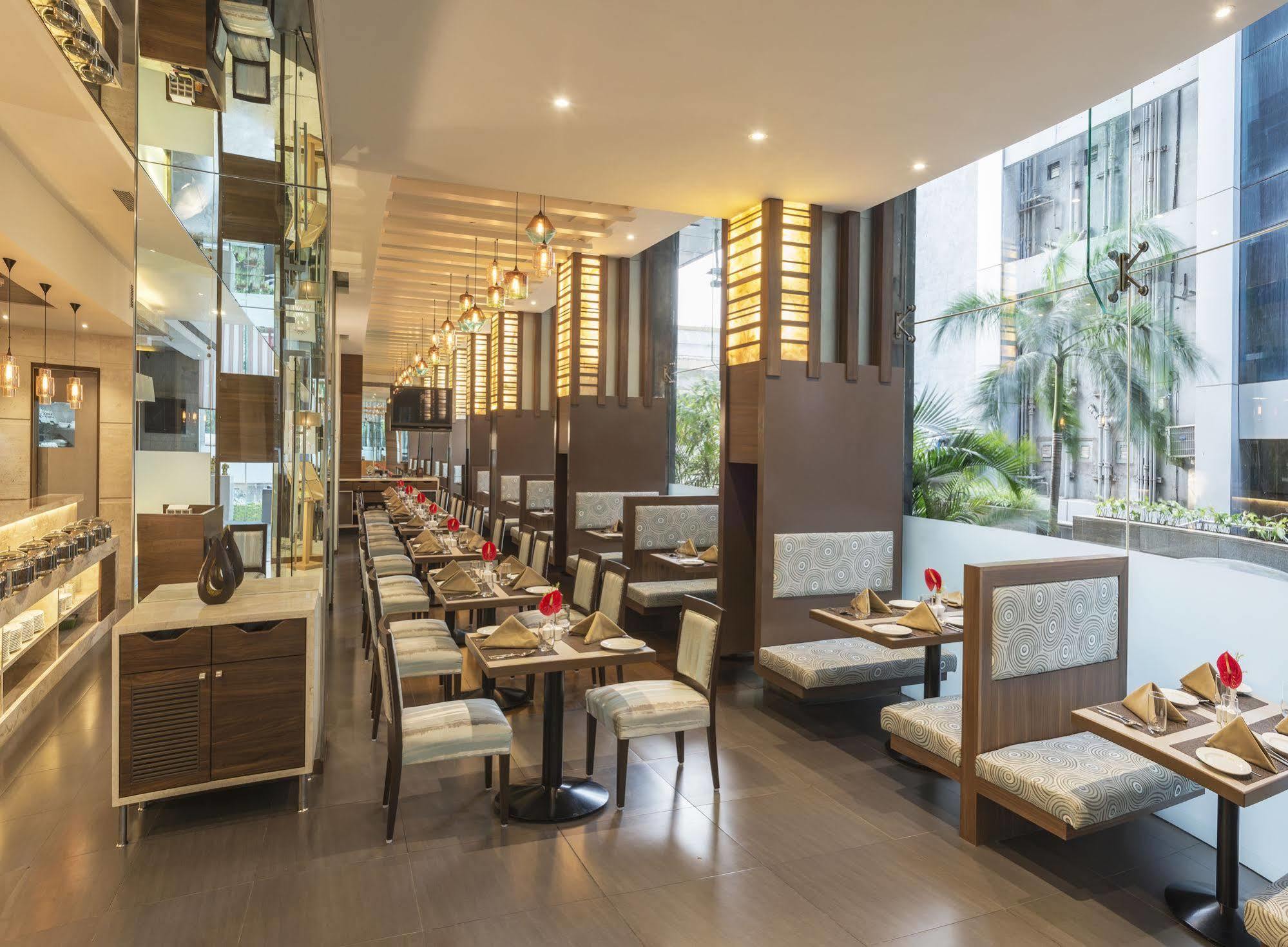 The Regale By Tunga Hotel Mumbai Ngoại thất bức ảnh