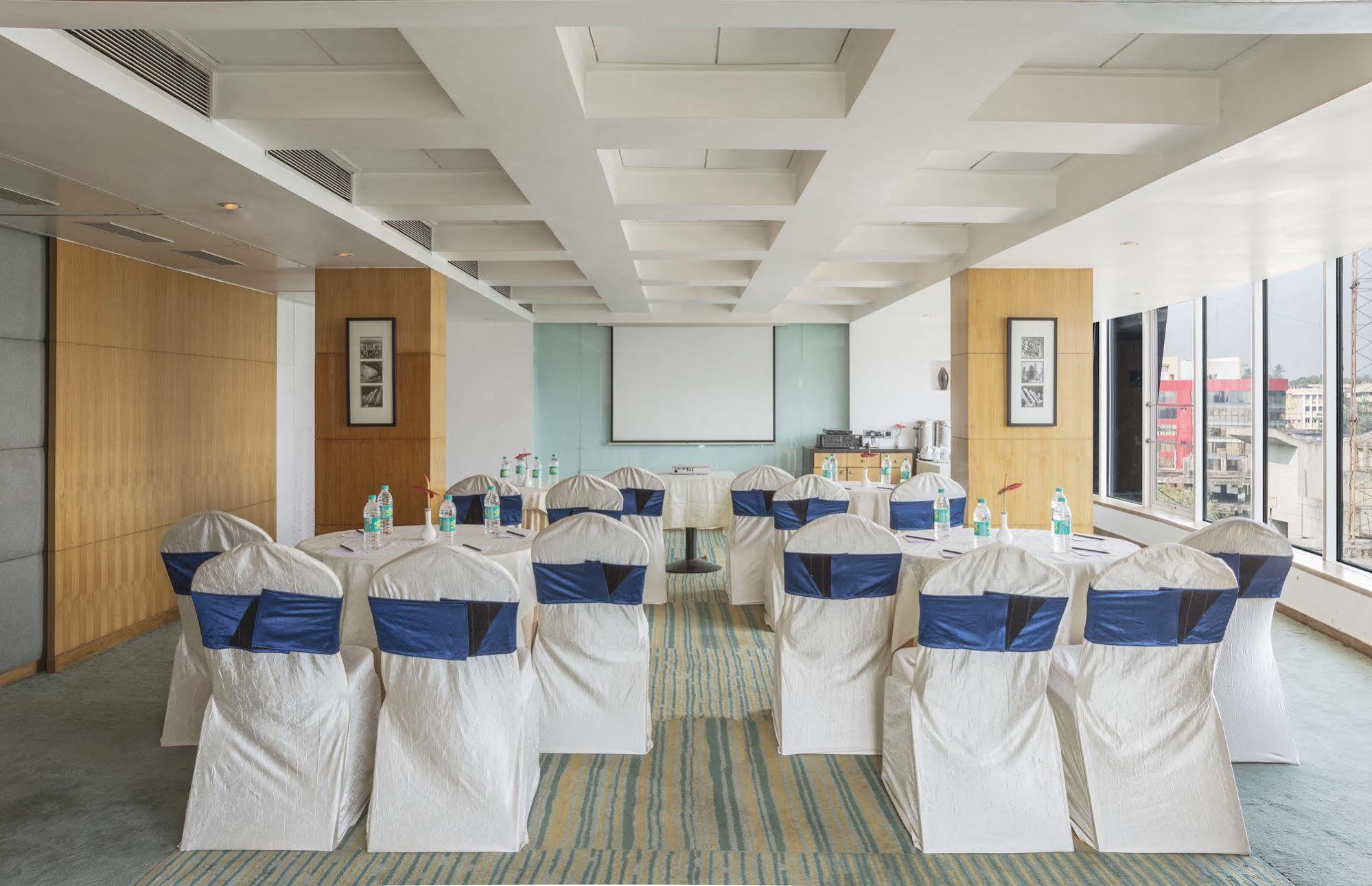 The Regale By Tunga Hotel Mumbai Ngoại thất bức ảnh